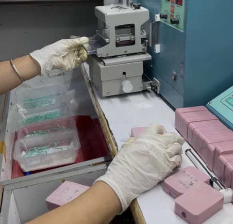 Prototyping & Rubber Molding at the Icevana factory